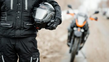 Ako si vybrať správne vybavenie na motorku: Bezpečnosť a komfort na prvom mieste